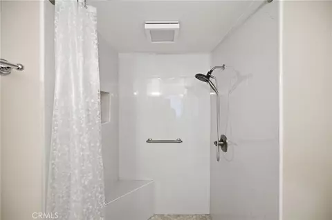 Bath - 1179 Lyndhurst, Riverside, CA 92507 photo 2 of 8