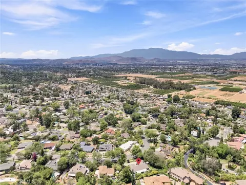 View/Area - 1179 Lyndhurst, Riverside, CA 92507 photo 6 of 6