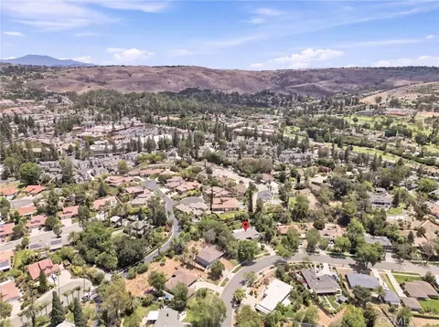 View/Area - 1179 Lyndhurst, Riverside, CA 92507 photo 5 of 6
