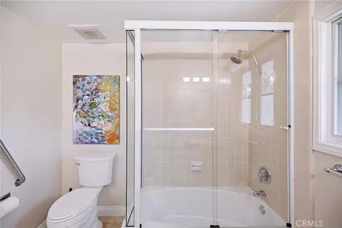Bath - 1179 Lyndhurst, Riverside, CA 92507 photo 5 of 8