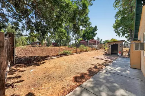 Exterior - 18666 Bert Rd, Riverside, CA 92508 photo 6 of 21