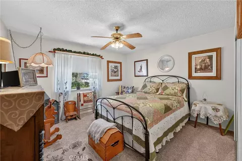 Bedroom - 18666 Bert Rd, Riverside, CA 92508 photo 4 of 7