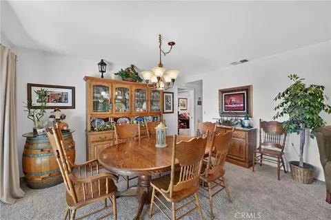 Dining - 18666 Bert Rd, Riverside, CA 92508 photo 1 of 4