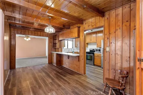 697 N 8th Ave, Upland, CA 91786 photo 9