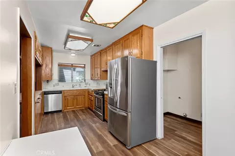 697 N 8th Ave, Upland, CA 91786 photo 8