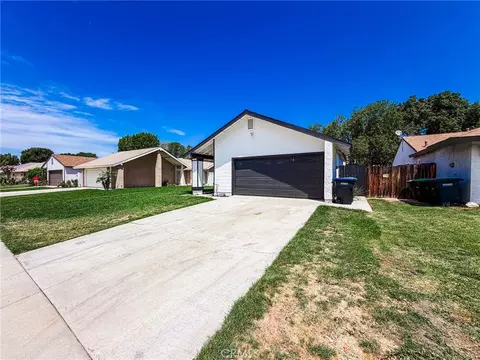 Exterior - 2127 Valleywood, Colton, CA 92324 photo 2 of 4