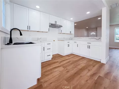 Kitchen - 2127 Valleywood, Colton, CA 92324 photo 1 of 1