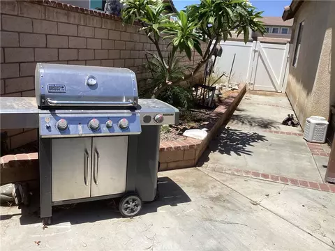 Exterior - 8033 David Way, Riverside, CA 92509 photo 8 of 8