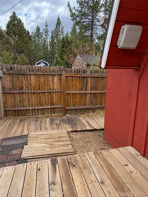 440 E Mdw, Big Bear City, CA 92314 photo 8