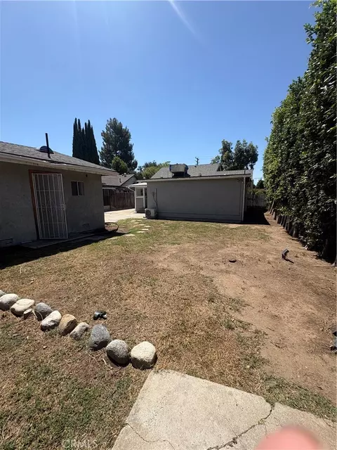 Exterior - 805 Merrett Dr, Pasadena, CA 91104 photo 2 of 2