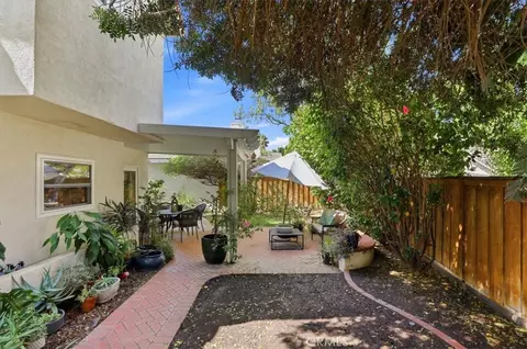 Exterior - 6717 Hunt Ct, Riverside, CA 92506 photo 10 of 12