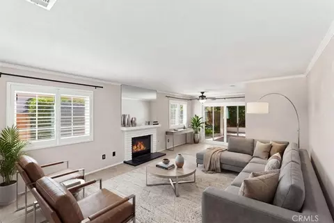 Living - 6717 Hunt Ct, Riverside, CA 92506 photo 7 of 9