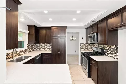 Kitchen - 6717 Hunt Ct, Riverside, CA 92506 photo 1 of 5