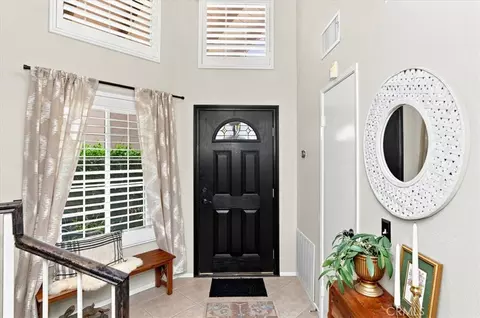 Entry Way - 6717 Hunt Ct, Riverside, CA 92506 photo 2 of 3