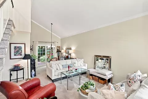 Living - 6717 Hunt Ct, Riverside, CA 92506 photo 5 of 9