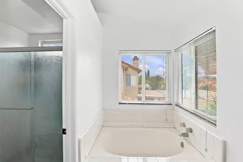 Bath - 9133 Limecrest, Riverside, CA 92508 photo 4 of 5