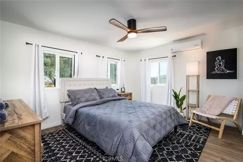 Bedroom - 3777 Hilltop, Twentynine Palms, CA 92277 photo 1 of 2
