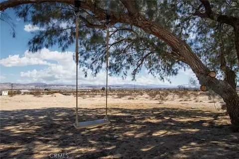 Exterior - 3777 Hilltop, Twentynine Palms, CA 92277 photo 6 of 7