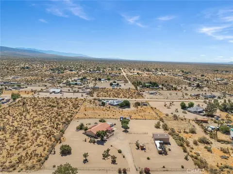 View/Area - 12274 Mountain, Pinon Hills, CA 92372 photo 3 of 7