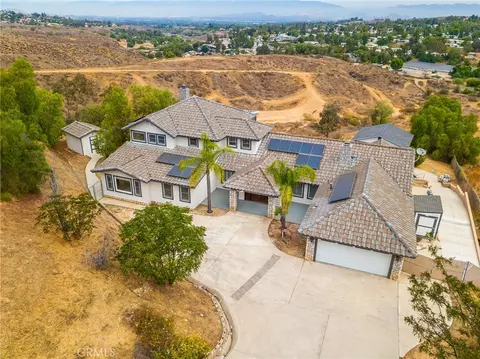 View/Area - 17033 Andromeda, Riverside, CA 92504 photo 5 of 8