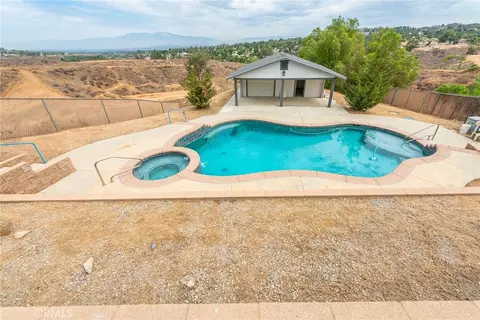Exterior - 17033 Andromeda, Riverside, CA 92504 photo 12 of 13