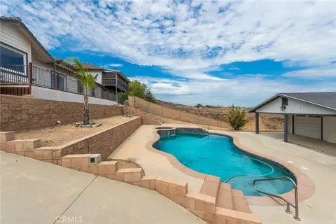 Exterior - 17033 Andromeda, Riverside, CA 92504 photo 10 of 13