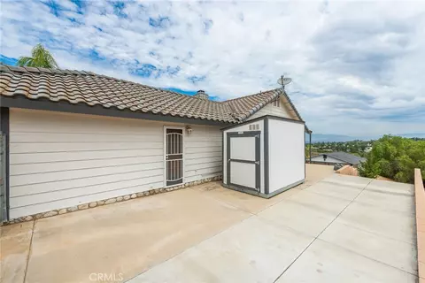 Exterior - 17033 Andromeda, Riverside, CA 92504 photo 8 of 13