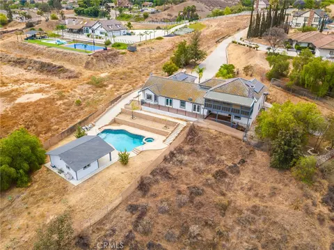 View/Area - 17033 Andromeda, Riverside, CA 92504 photo 4 of 8
