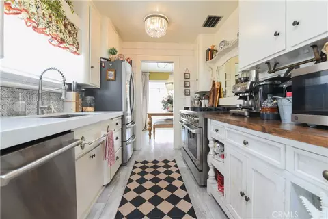 Kitchen - 5554 Carson Rd, Riverside, CA 92506 photo 2 of 2