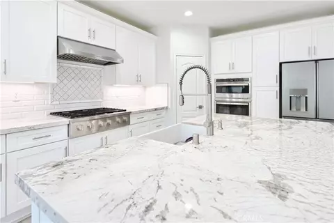 27617 Bottle Brush Way, Murrieta, CA 92562