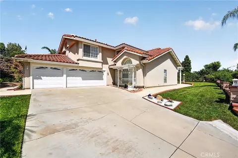 2000 Citrus Wood Ln, Riverside, CA 92503