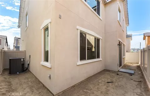 Exterior - 4244 E Flutter Privado, Ontario, CA 91761 photo 3 of 4