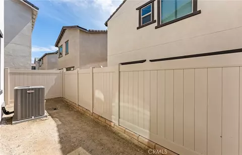 Exterior - 4234 E Flutter Privado, Ontario, CA 91761 photo 2 of 5