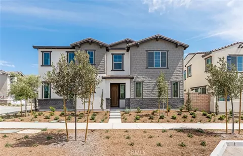 Exterior - 4234 E Flutter Privado, Ontario, CA 91761 photo 4 of 5