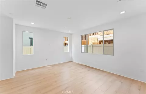 Living - 4248 E Flutter Privado, Ontario, CA 91761 photo 2 of 4