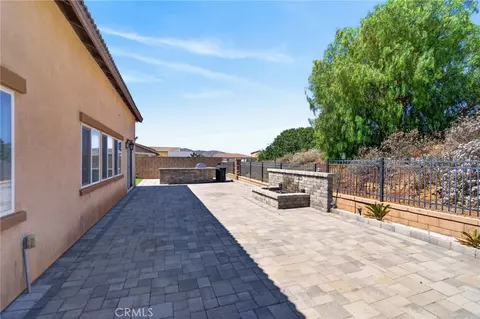 Exterior - 3181 Quarry Dr, Riverside, CA 92509 photo 9 of 11