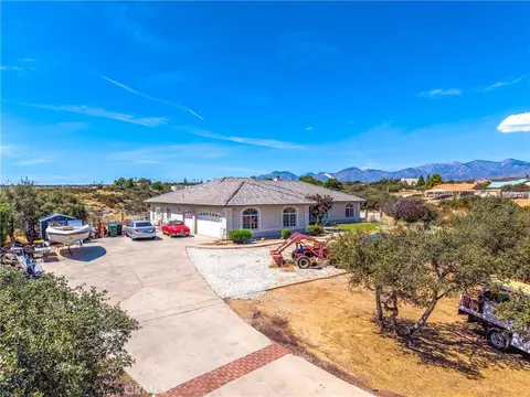 Exterior - 10505 Canyon, Oak Hills, CA 92344 photo 2 of 13