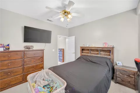 Bedroom - 10505 Canyon, Oak Hills, CA 92344 photo 4 of 6