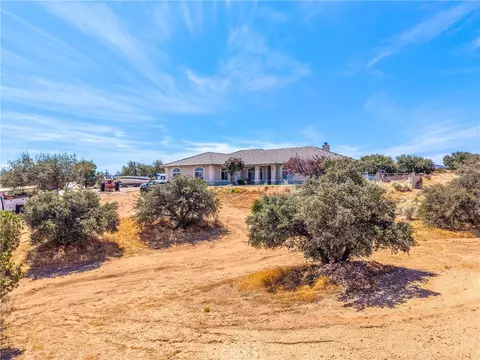 Exterior - 10505 Canyon, Oak Hills, CA 92344 photo 13 of 13
