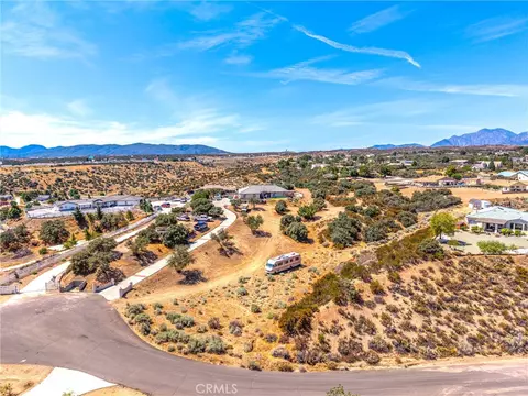View/Area - 10505 Canyon, Oak Hills, CA 92344 photo 12 of 19