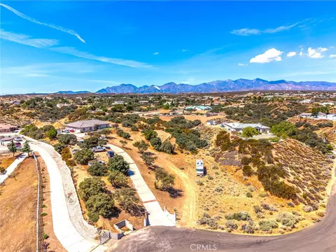 View/Area - 10505 Canyon, Oak Hills, CA 92344 photo 13 of 19