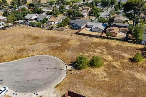 0 King, Banning, CA 92220 photo 19