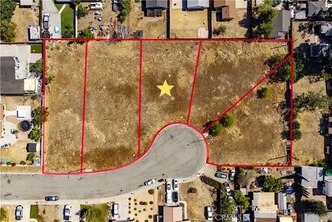 0 King, Banning, CA 92220 photo 2