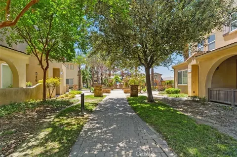 Exterior - 31167 Mountain Lilac, Temecula, CA 92592 photo 3 of 5