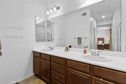 Bath - 31167 Mountain Lilac, Temecula, CA 92592 photo 1 of 2
