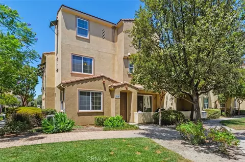 Exterior - 31167 Mountain Lilac, Temecula, CA 92592 photo 2 of 5