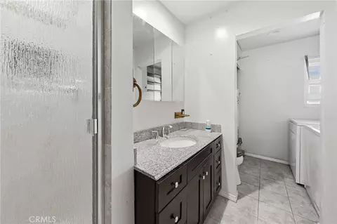 Bath - 1531 W 4th St, Ontario, CA 91762 photo 1 of 4