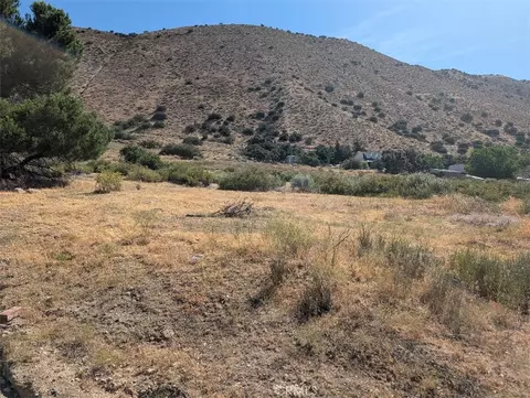 12 Paramount, Phelan, CA 92371 photo 7