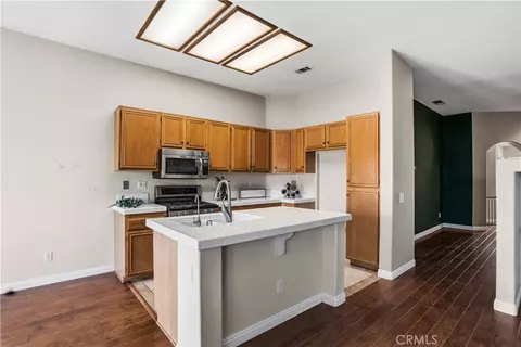 Kitchen - 44607 Crestwood Cir, Temecula, CA 92592 photo 2 of 3