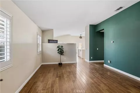 Living - 44607 Crestwood Cir, Temecula, CA 92592 photo 2 of 4